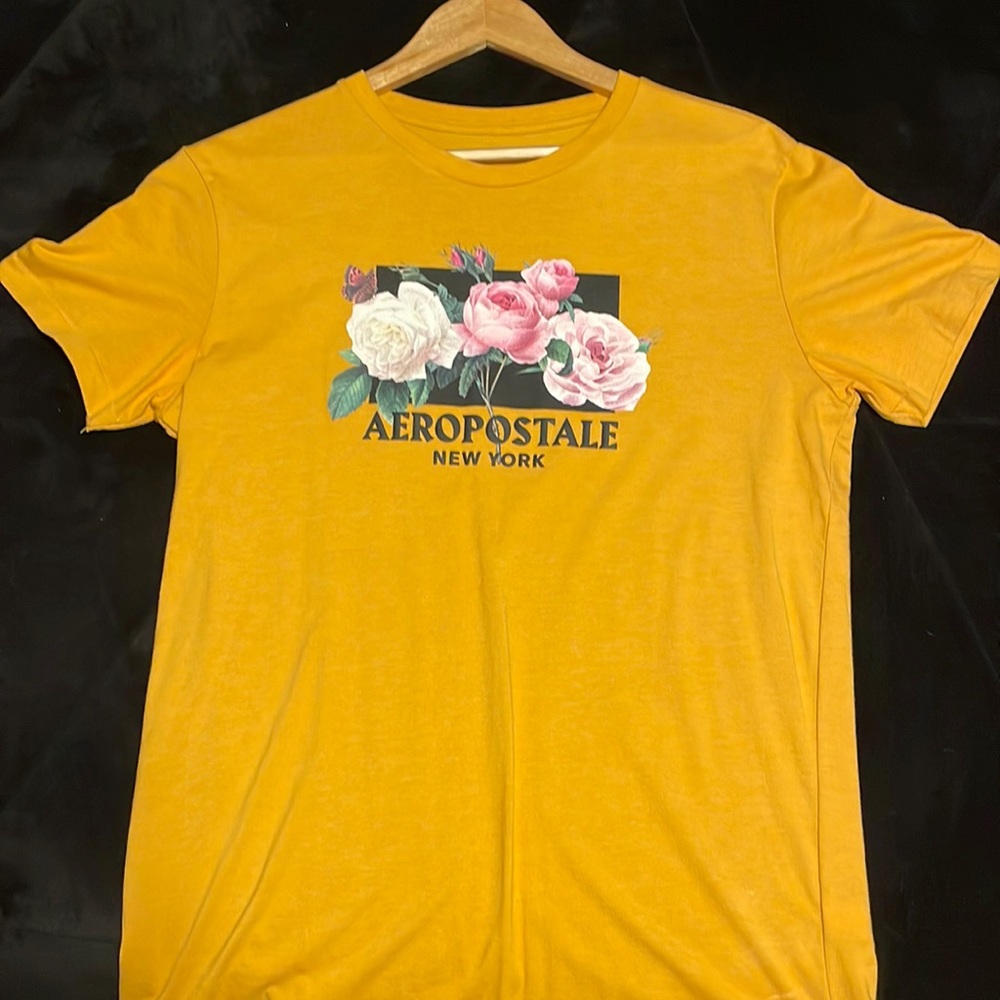 Aeropostale men’s size medium shirt- brand new